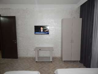 Отель Hotel Batumi Inn Батуми Апартаменты с 2 спальнями-3